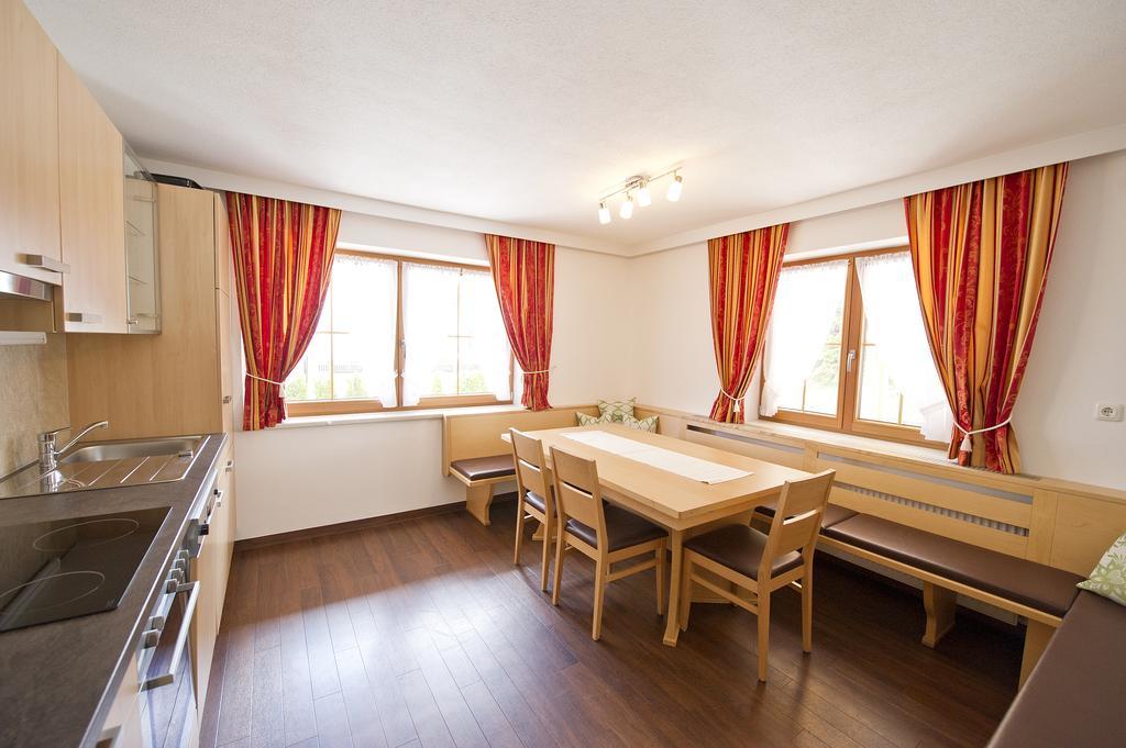 אכנקירש Chalet & Apartments Tiroler Bua חדר תמונה
